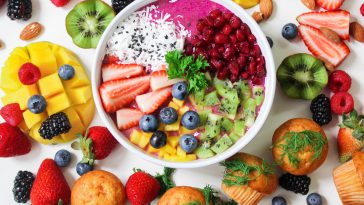 Smoothie Bowl - See all lists of food that can help reduce anxiety